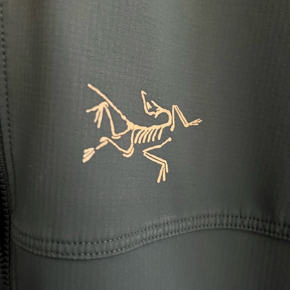Arc’teryx Softshell Jacket - Picture 4 of 14